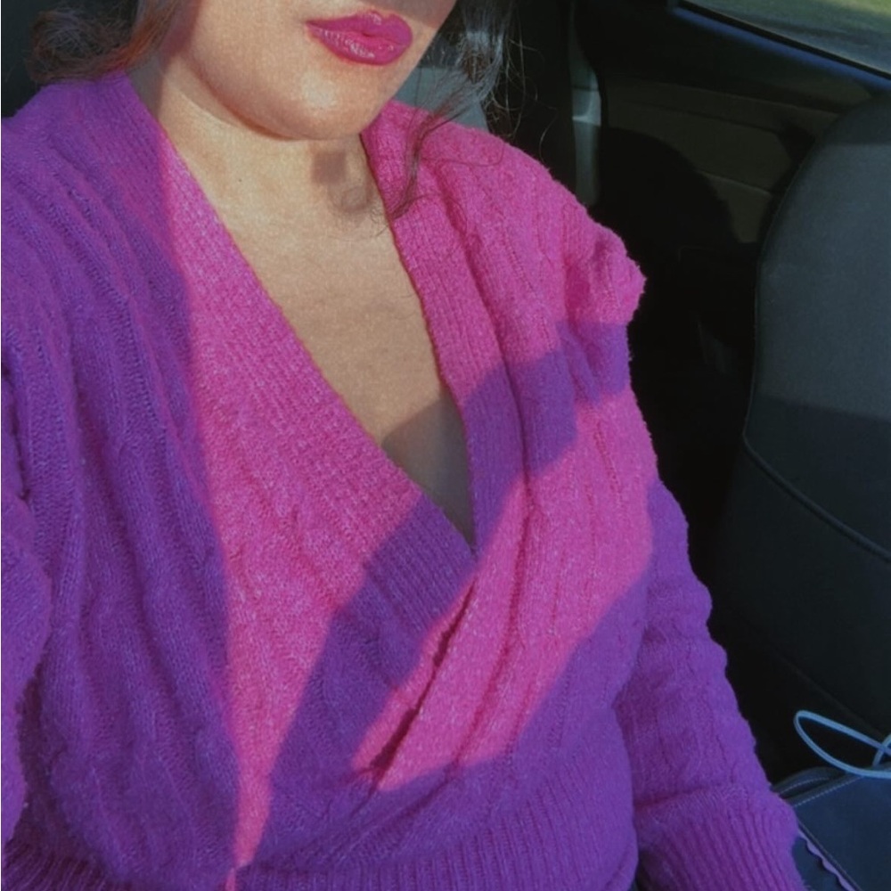Pink rose sweater